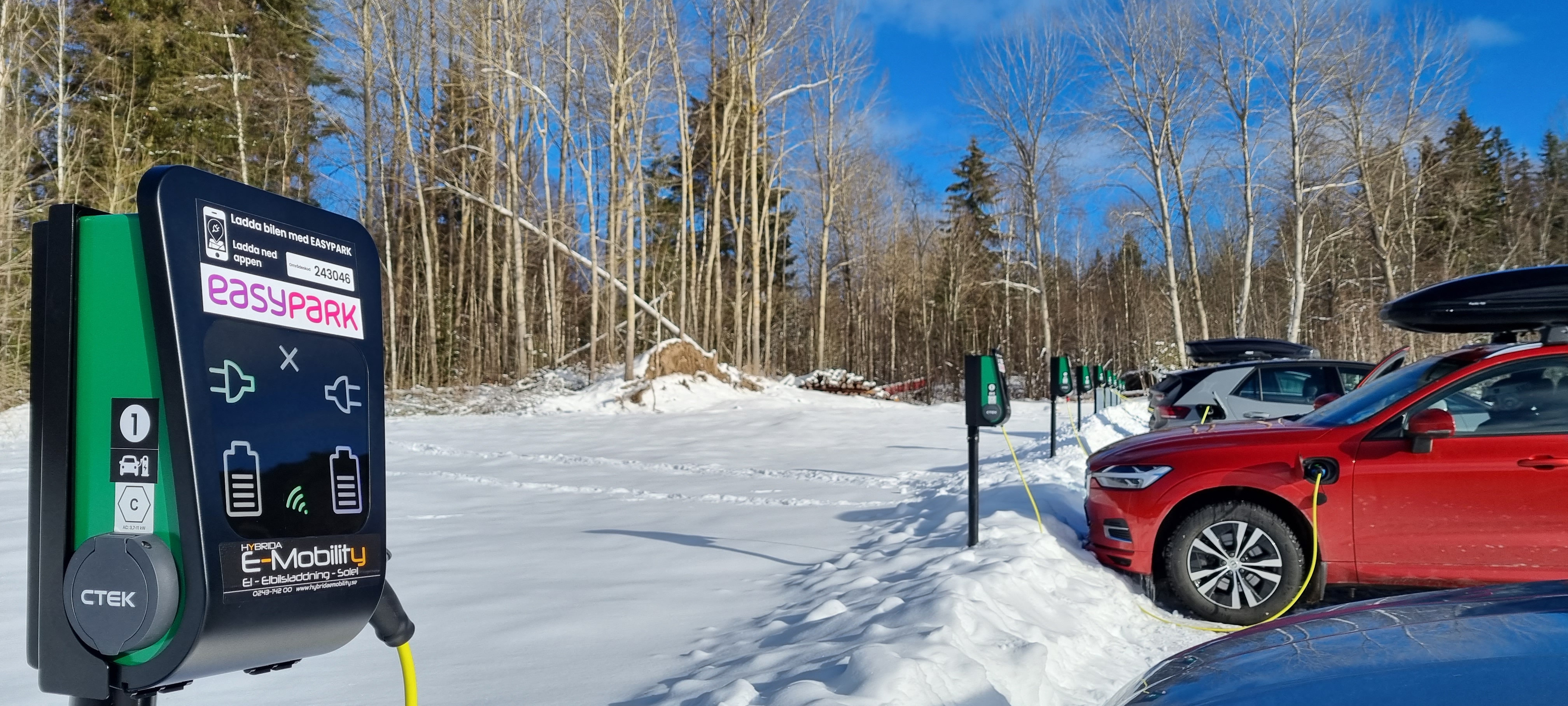 Car charging at Romme Alpin